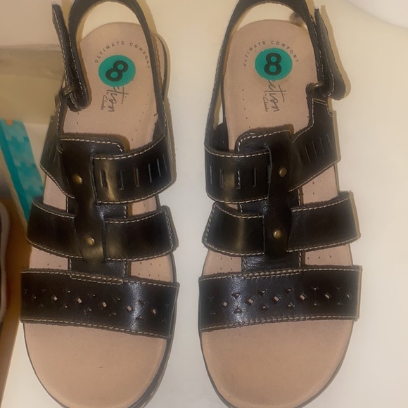 Clarks Shoes Size 8 - Picture 3 of 7